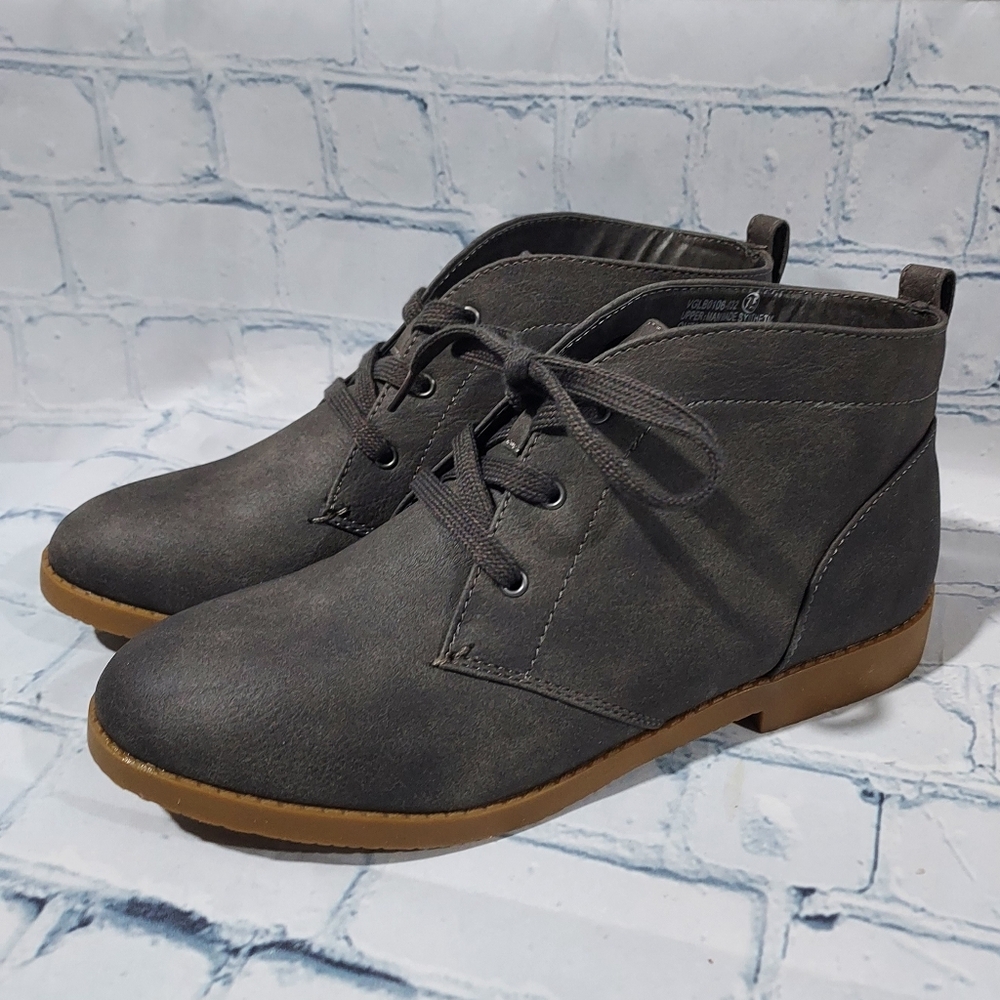 Very G Brown Ankle Boots 7.5 Womens City Minimalist Capsule